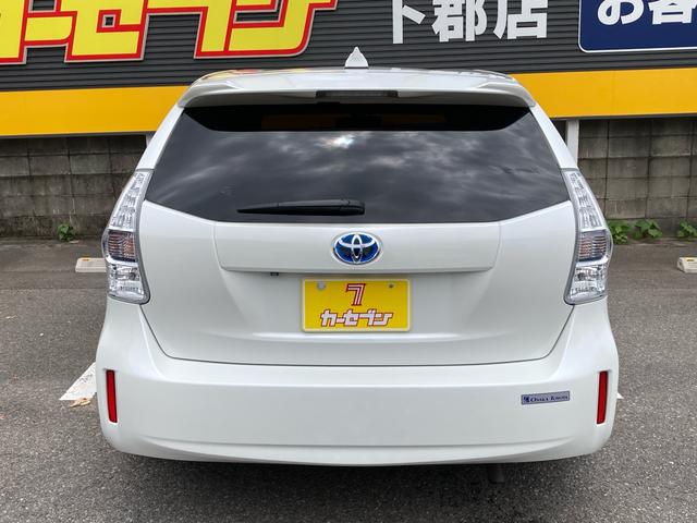 プリウスアルファ Ｓ　Ｌセレクション　新品社外１９アルミ　車高調　タイヤ４本新品　純正ＳＤナビフルセグＴＶ　ＤＶＤ　Ｂｌｕｅｔｏｏｔｈ　ＥＴＣ　バックカメラ　ワンオーナー　プッシュスタート　コンビハンドル　革調シートカバー　ハイブリッド車（8枚目）