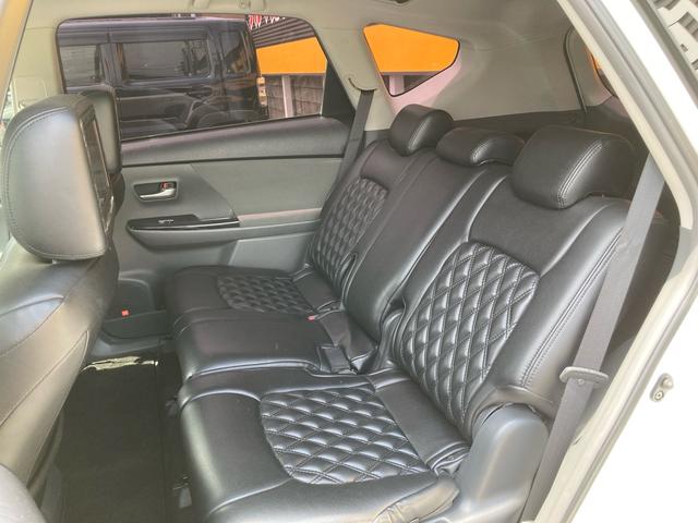 プリウスアルファ Ｓ　Ｌセレクション　新品社外１９アルミ　車高調　タイヤ４本新品　純正ＳＤナビフルセグＴＶ　ＤＶＤ　Ｂｌｕｅｔｏｏｔｈ　ＥＴＣ　バックカメラ　ワンオーナー　プッシュスタート　コンビハンドル　革調シートカバー　ハイブリッド車（33枚目）