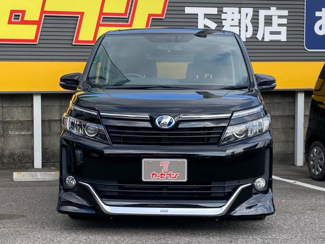 ヴォクシー ハイブリッドＶ　モデリスタエアロ　ワンオーナー　フリップダウンモニター　前席シートヒーター　ロールサンシェード　純正ＳＤナビ　地デジ　バックモニター　Ｂｌｕｅｔｏｏｔｈ　両側パワースライド　クルーズコントロール（7枚目）