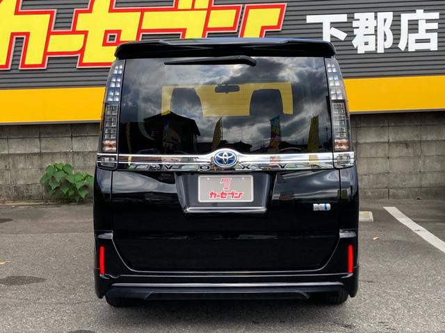 ヴォクシー ハイブリッドＶ　モデリスタエアロ　ワンオーナー　フリップダウンモニター　前席シートヒーター　ロールサンシェード　純正ＳＤナビ　地デジ　バックモニター　Ｂｌｕｅｔｏｏｔｈ　両側パワースライド　クルーズコントロール（8枚目）