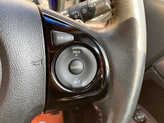 Ｎ－ＯＮＥ プレミアム　ツアラー　ＳＳパッケージ　前席シートヒーター　バックカメラ　ドライブレコーダー　純正アルミ　純正ナビフルセグＴＶ　Ｂｌｕｅｔｏｏｔｈ　ＨＩＤオートライト　クルーズコントロール　パドルシフト　革巻ステア　ＥＴＣ　プッシュスタート（12枚目）