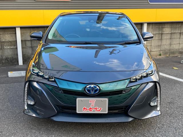 プリウスＰＨＶ Ｓセーフティプラス　ソーラー充電システム　ワンオーナー　純正９インチナビフルセグＴＶ　Ｂｌｕｅｔｏｏｔｈ　ＤＶＤ　ＥＴＣ２．０　ＬＥＤオートライト　オートハービーム　スマートキー　プッシュスタート　クルーズコントロール（8枚目）