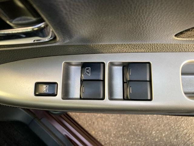 デイズルークス ハイウェイスター X Gパッケージ 全方位カメラ 両側電動スライド HIDオートライト プッシュスタート スマートキー 純正SDナビ Bluetooth 純正アルミ フォグ ロールサンシェード リアサーキュレーター アイドリングストップ(14枚目)