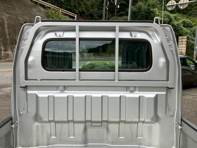 キャリイトラック ＫＣエアコン・パワステ　パートタイム４ＷＤ　オートマチック　デュアルカメラブレーキサポート　車線逸脱警報機能　クリアランスソナー　アイドリングストップ　パワーウインドウ　キーレス（13枚目）