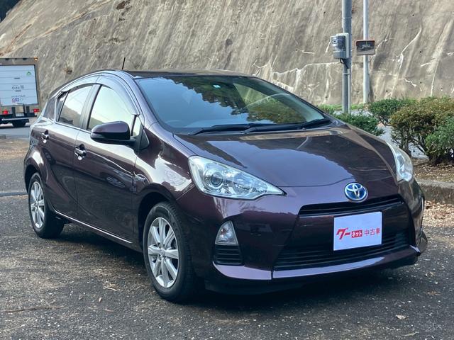 アクア Ｇ　ナビ　ＴＶ　バックモニター　アイドリングストップ　エアコン　パワステ　パワーウィンドウ　エアバッグ　ＡＢＳ　キーレス　ＥＴＣ　ハイブリッド（4枚目）