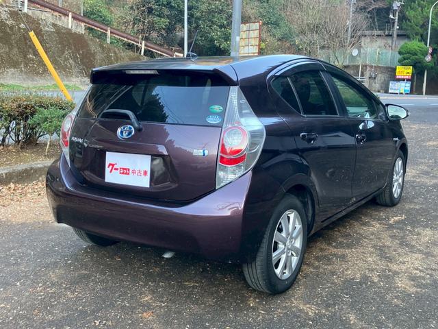 アクア Ｇ　ナビ　ＴＶ　バックモニター　アイドリングストップ　エアコン　パワステ　パワーウィンドウ　エアバッグ　ＡＢＳ　キーレス　ＥＴＣ　ハイブリッド（14枚目）