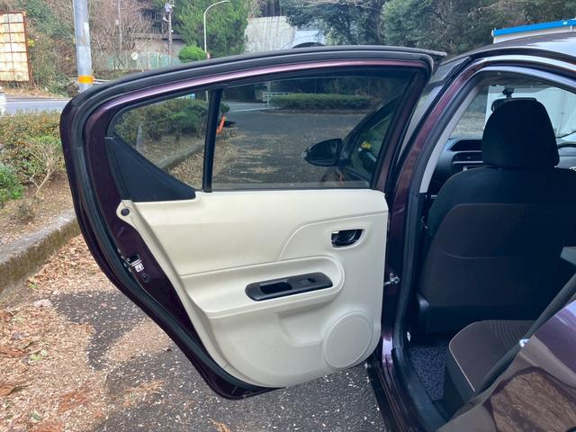 アクア Ｇ　ナビ　ＴＶ　バックモニター　アイドリングストップ　エアコン　パワステ　パワーウィンドウ　エアバッグ　ＡＢＳ　キーレス　ＥＴＣ　ハイブリッド（47枚目）