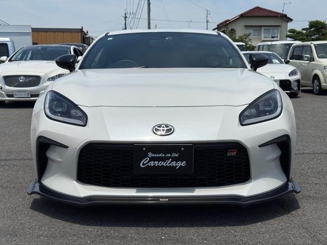 ＧＲ８６ ＲＺ　社外マフラー　社外スポイラー　車高調　純正パーツ有　バックカメラ　ＥＴＣ　ドライブレコーダー（3枚目）