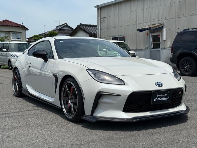 ＧＲ８６ ＲＺ　社外マフラー　社外スポイラー　車高調　純正パーツ有　バックカメラ　ＥＴＣ　ドライブレコーダー（4枚目）