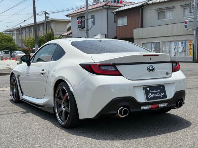 ＧＲ８６ ＲＺ　社外マフラー　社外スポイラー　車高調　純正パーツ有　バックカメラ　ＥＴＣ　ドライブレコーダー（8枚目）