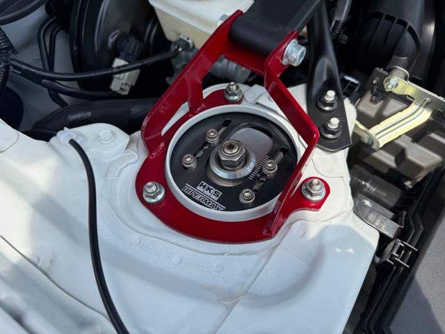 ＧＲ８６ ＲＺ　社外マフラー　社外スポイラー　車高調　純正パーツ有　バックカメラ　ＥＴＣ　ドライブレコーダー（11枚目）