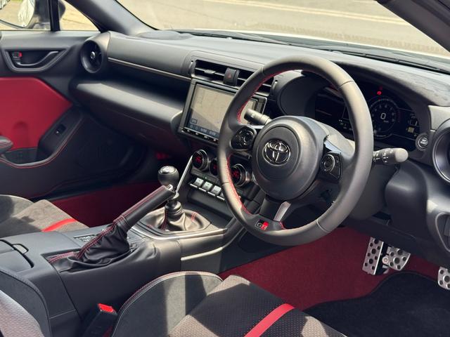 ＧＲ８６ ＲＺ　社外マフラー　社外スポイラー　車高調　純正パーツ有　バックカメラ　ＥＴＣ　ドライブレコーダー（21枚目）