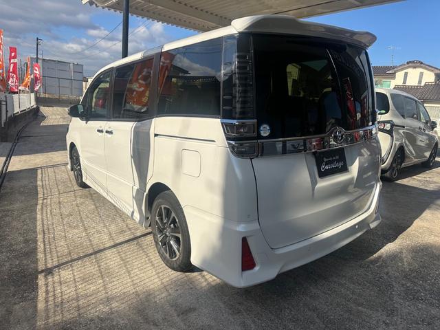 ヴォクシー ZS 煌II 両側パワースライドドア パーキングサポートブレーキ オートハイビーム クリアランスソナー レーンディパーチャラ-ト(5枚目)