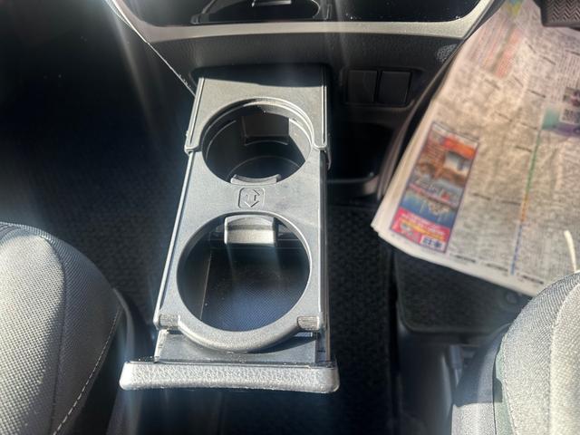 ヴォクシー ZS 煌II 両側パワースライドドア パーキングサポートブレーキ オートハイビーム クリアランスソナー レーンディパーチャラ-ト(12枚目)