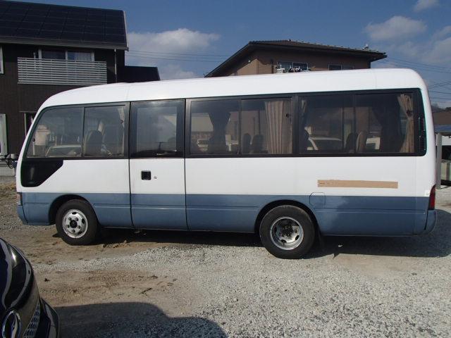 LX 26人乗り マニュアル車 電動ドア(5枚目)