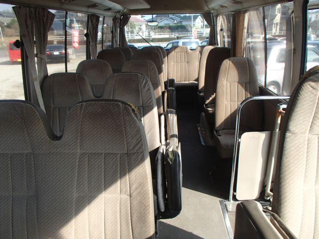 LX 26人乗り マニュアル車 電動ドア(10枚目)