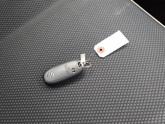 ハスラー Ｘ　ＥＴＣ　ナビ　ＴＶ　衝突被害軽減システム　ＨＩＤ　スマートキー　アイドリングストップ　電動格納ミラー　シートヒーター　ベンチシート　ＣＶＴ　盗難防止システム　ＡＢＳ　ＥＳＣ　アルミホイール（9枚目）