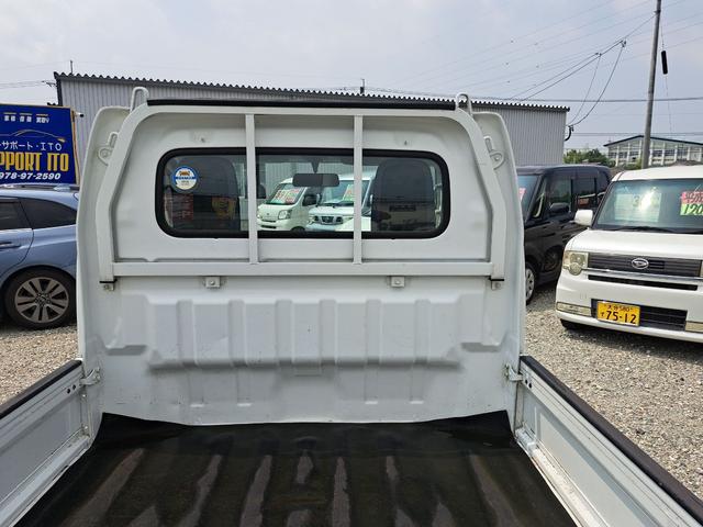キャリイトラック ＫＣエアコン・パワステ　ＭＴ　２ＷＤ　３７７１６キロ　エアコン　パワーステアリング　運転席エアバッグ（26枚目）