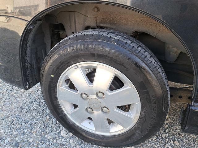 アトレーワゴン カスタムターボＲＳリミテッド　ＥＴＣ　両側スライド・片側電動　ＨＩＤ　キーレスエントリー　電動格納ミラー　ベンチシート　ＡＴ　盗難防止システム　ＡＢＳ　ＣＤ　ＭＤ　ミュージックプレイヤー接続可　アルミホイール　走行４７４３１キロ（20枚目）