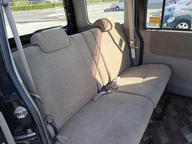 アトレーワゴン カスタムターボＲＳリミテッド　ＥＴＣ　両側スライド・片側電動　ＨＩＤ　キーレスエントリー　電動格納ミラー　ベンチシート　ＡＴ　盗難防止システム　ＡＢＳ　ＣＤ　ＭＤ　ミュージックプレイヤー接続可　アルミホイール　走行４７４３１キロ（30枚目）