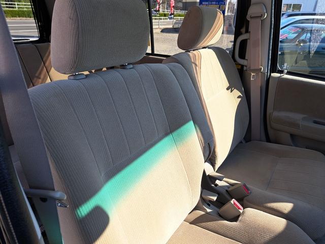 アトレーワゴン カスタムターボＲＳリミテッド　ＥＴＣ　両側スライド・片側電動　ＨＩＤ　キーレスエントリー　電動格納ミラー　ベンチシート　ＡＴ　盗難防止システム　ＡＢＳ　ＣＤ　ＭＤ　ミュージックプレイヤー接続可　アルミホイール　走行４７４３１キロ（33枚目）