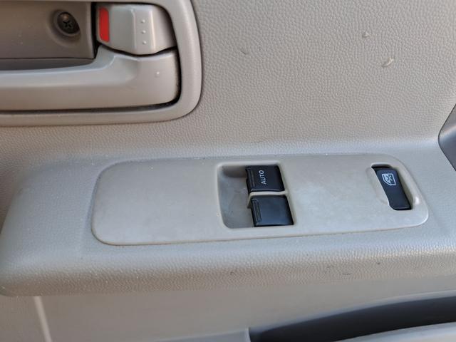 エブリイ ＰＣ　ＭＴ　両側スライドドア　盗難防止システム　エアコン　パワーステアリング　パワーウィンドウ　運転席エアバッグ　助手席エアバッグ（8枚目）