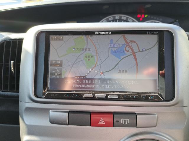 タント カスタムＸリミテッド　ＥＴＣ　電動スライドドア　ナビ　ＴＶ　ＨＩＤ　スマートキー　電動格納ミラー　ベンチシート　ＣＶＴ　盗難防止システム　ＡＢＳ　ＣＤ　ミュージックプレイヤー接続可　Ｂｌｕｅｔｏｏｔｈ　衝突安全ボディ（3枚目）