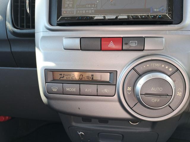 タント カスタムＸリミテッド　ＥＴＣ　電動スライドドア　ナビ　ＴＶ　ＨＩＤ　スマートキー　電動格納ミラー　ベンチシート　ＣＶＴ　盗難防止システム　ＡＢＳ　ＣＤ　ミュージックプレイヤー接続可　Ｂｌｕｅｔｏｏｔｈ　衝突安全ボディ（7枚目）