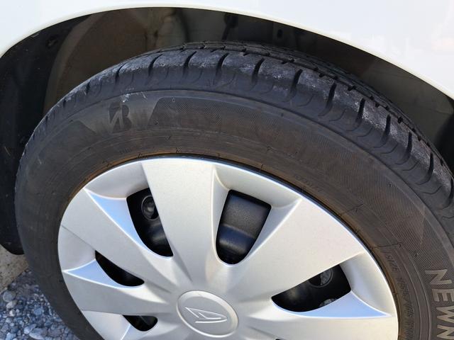 タント カスタムＸリミテッド　ＥＴＣ　電動スライドドア　ナビ　ＴＶ　ＨＩＤ　スマートキー　電動格納ミラー　ベンチシート　ＣＶＴ　盗難防止システム　ＡＢＳ　ＣＤ　ミュージックプレイヤー接続可　Ｂｌｕｅｔｏｏｔｈ　衝突安全ボディ（33枚目）