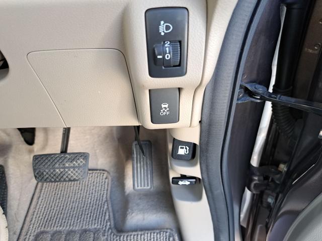 Ｎ－ＢＯＸ Ｇ・Ｌパッケージ　ドライブレコーダー　バックカメラ　両側スライド・片側電動　ナビ　ＴＶ　スマートキー　アイドリングストップ　電動格納ミラー　ベンチシート　ＣＶＴ　盗難防止システム　ＡＢＳ　ＥＳＣ　走行４８７７０キロ（10枚目）