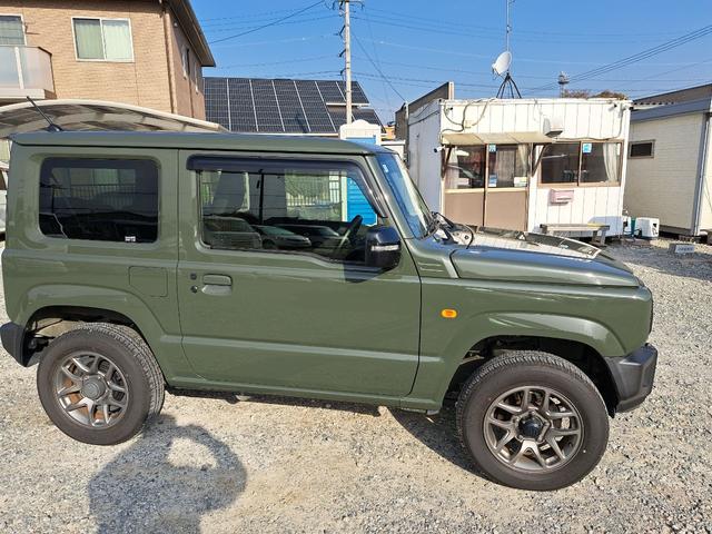 ジムニー ＸＣ　４ＷＤ　ナビ　ＴＶ　オートクルーズコントロール　レーンアシスト　衝突被害軽減システム　オートライト　ＬＥＤヘッドランプ　ヘッドライトウォッシャー　スマートキー　電動格納ミラー　シートヒーター　ＭＴ（13枚目）