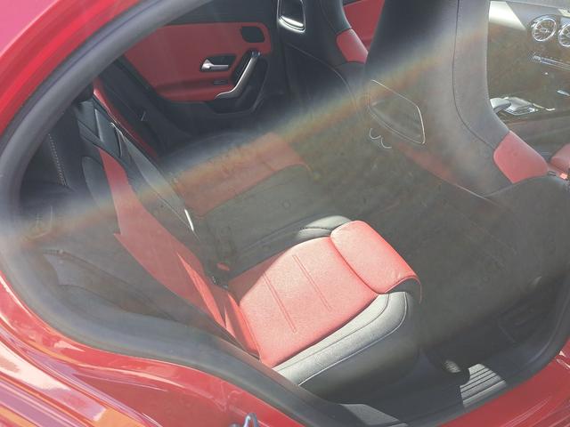 Aクラス A180 AMGラインスタイル サンルーフ ナビ クリアランスソナー オートクルーズコントロール アルミホイール オートライト パワーシート 電動格納ミラー シートヒーター(32枚目)