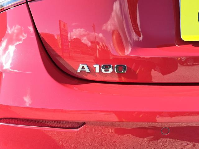 Aクラス A180 AMGラインスタイル サンルーフ ナビ クリアランスソナー オートクルーズコントロール アルミホイール オートライト パワーシート 電動格納ミラー シートヒーター(50枚目)