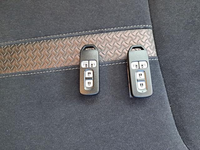 Ｎ－ＢＯＸカスタム Ｇ・Ｌホンダセンシング　ドライブレコーダー　ＥＴＣ　バックカメラ　両側電動スライドドア　ナビ　ＴＶ　オートクルーズコントロール　レーンアシスト　衝突被害軽減システム　オートライト　ＬＥＤヘッドランプ　スマートキー（11枚目）