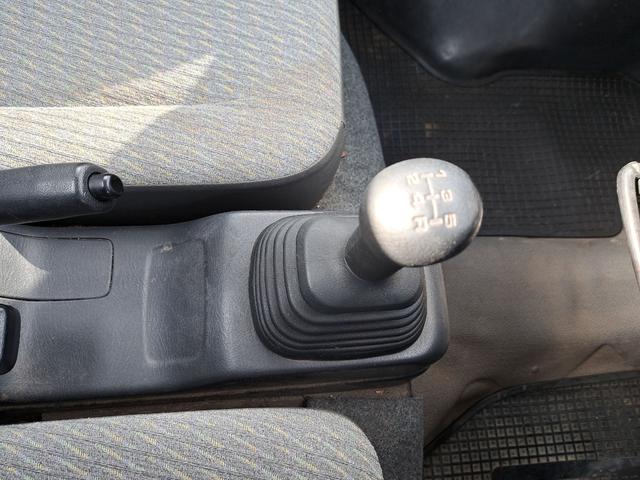 キャリイトラック ＫＵスペシャル　４ＷＤ　軽トラック　エアコン（5枚目）