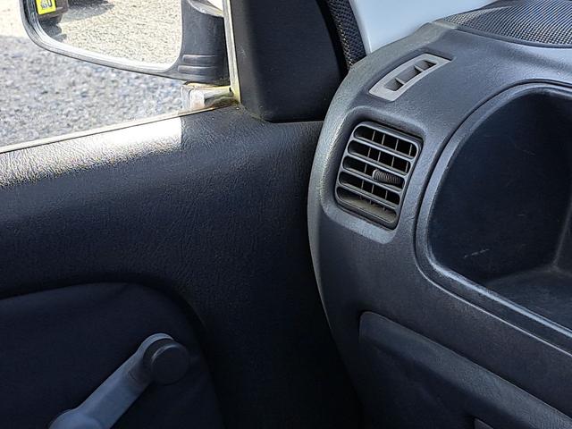 キャリイトラック ＫＵスペシャル　４ＷＤ　軽トラック　エアコン（6枚目）