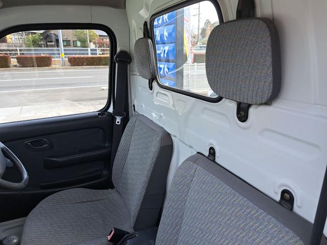キャリイトラック ＫＵスペシャル　４ＷＤ　軽トラック　エアコン（10枚目）