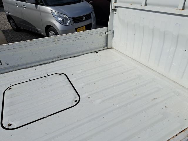 アクティトラック ＳＤＸ　４ＷＤ　軽トラック　ＭＴ　アルミホイール　エアコン　パワーステアリング　運転席エアバッグ　ＣＤ（20枚目）