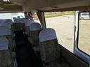 　バス　カスタム　ＡＴ　ＥＴＣ　自動スライドドア　アルミホイール　エアコン　パワーウィンドウ　カセット　１８人乗り　ディーゼル車（30枚目）