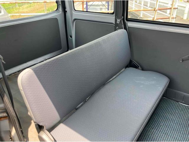 ミニキャブバン 　軽バン　ＡＴ　両側スライドドア　ＡＢＳ　エアコン　運転席エアバッグ　助手席エアバッグ（10枚目）
