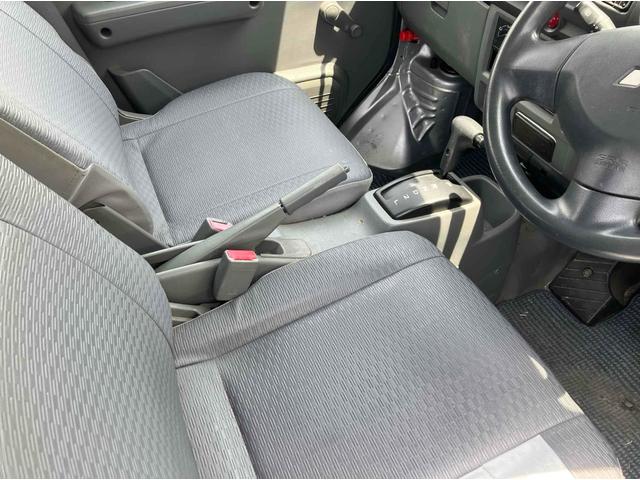 ミニキャブバン 　軽バン　ＡＴ　両側スライドドア　ＡＢＳ　エアコン　運転席エアバッグ　助手席エアバッグ（12枚目）
