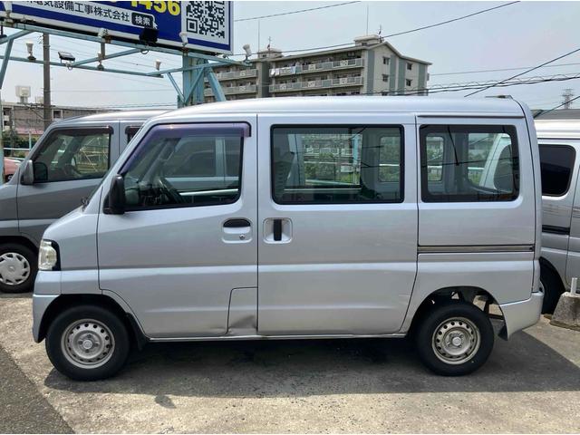 ミニキャブバン 　軽バン　ＡＴ　両側スライドドア　ＡＢＳ　エアコン　運転席エアバッグ　助手席エアバッグ（17枚目）