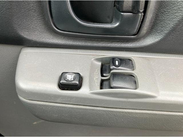 クリッパーリオ Ｅ　ＦＯＵＲ　オートマ　４ＷＤ　キーレス　社外アルミホイール　タイミングベルト交換済　両側スライドドア（24枚目）
