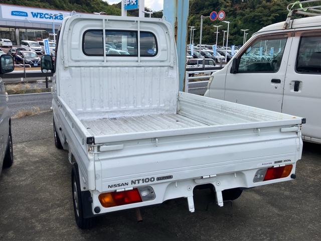 クリッパートラック ＳＤ　オートマ　エアコン　パワステ　運転席エアバック　三方開　ラジオ　ヘッドライトレベライザー　積載量３５０ｋｇ（5枚目）