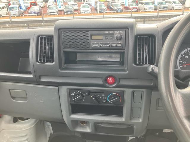 クリッパートラック ＳＤ　オートマ　エアコン　パワステ　運転席エアバック　三方開　ラジオ　ヘッドライトレベライザー　積載量３５０ｋｇ（17枚目）