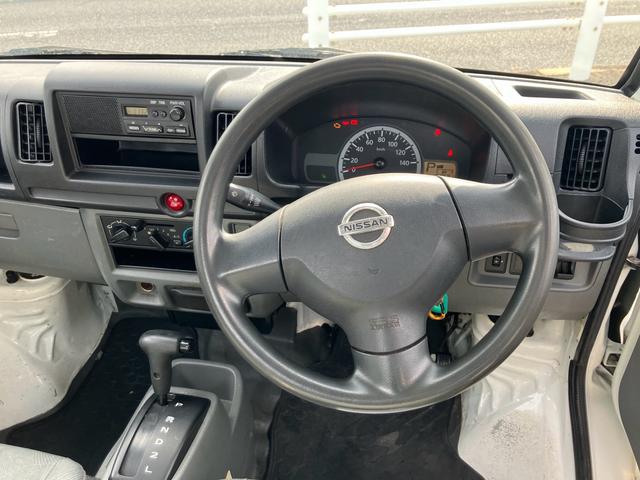 クリッパートラック ＳＤ　オートマ　エアコン　パワステ　運転席エアバック　三方開　ラジオ　ヘッドライトレベライザー　積載量３５０ｋｇ（24枚目）