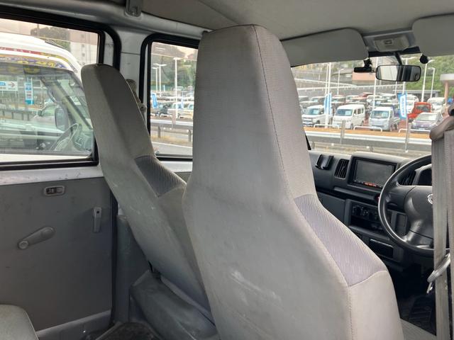 ＮＶ１００クリッパーバン ＤＸ　オートマ　ナビ　ＥＴＣ　エアコン　パワステ　運転席助手席エアバック　両側スライドドア　積載量３５０ｋｇ（15枚目）