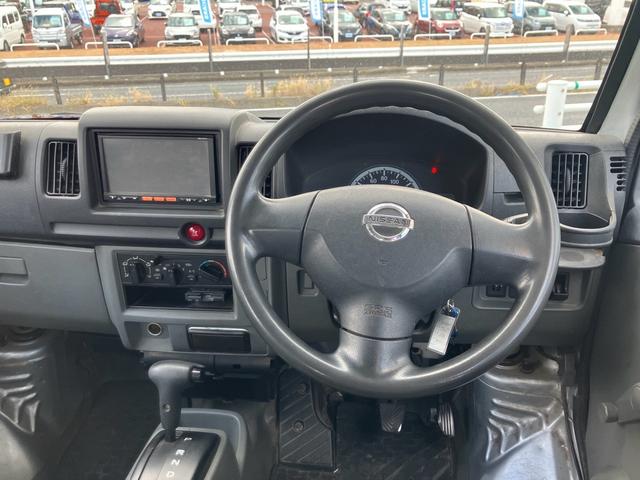 ＮＶ１００クリッパーバン ＤＸ　オートマ　ナビ　ＥＴＣ　エアコン　パワステ　運転席助手席エアバック　両側スライドドア　積載量３５０ｋｇ（17枚目）