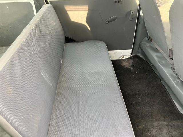 ＮＶ１００クリッパーバン ＤＸ　オートマ　エアコン　パワステ　運転席助手席エアバック　両側スライドドア　ヘッドライトレベライザー　積載量３５０ｋｇ（10枚目）