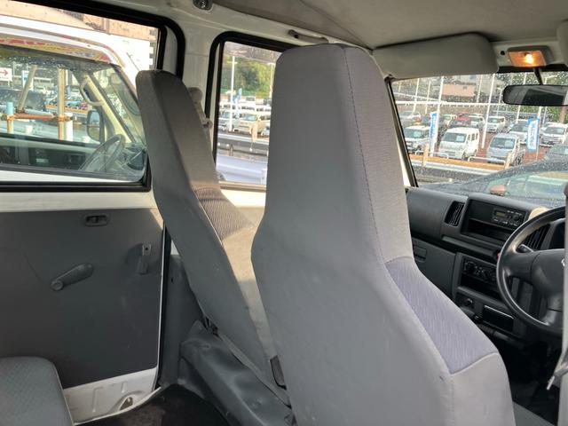 ＮＶ１００クリッパーバン ＤＸ　オートマ　エアコン　パワステ　運転席助手席エアバック　両側スライドドア　ヘッドライトレベライザー　積載量３５０ｋｇ（11枚目）